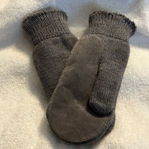 ⭐️NWOT⭐️ Mittens